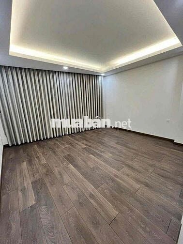 SIÊU NÉT SIÊU RẺ 5x20m - Nguyễn Hồng Đào, P.14, Q. Tân Bình -5 tầng