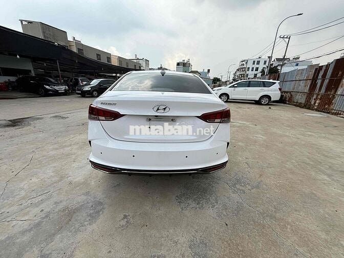 Hyundai Accent 2023 1.4 AT - 63000 km