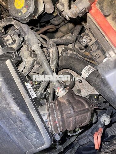 Hyundai Grand i10 2022 1.2 AT - 12000 km màu đồng