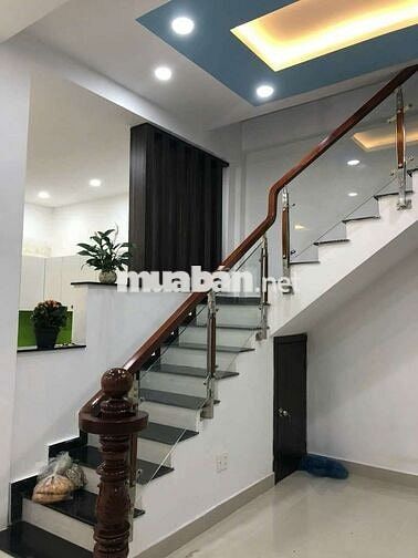 Cần cho thuê nhà P ĐHT Q12 DT 6*12 .1 trệt 1 lầu 2PN 2WS nhà mới tinh