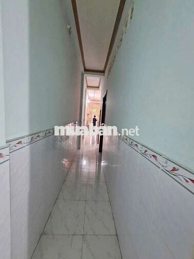 Cho thuê nhà 1 trệt 1 lầu 586 5tr 3pn2wc lộ 14m