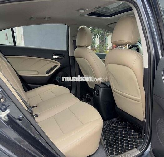 Kia Cerato 2017 1.6 AT - 90000 km