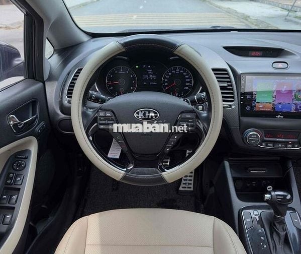 Kia Cerato 2017 1.6 AT - 90000 km