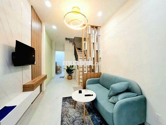 Nhà mới full nội thất ,vào ở ngay.