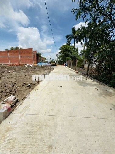 Quá rẻ, 95m2 đất thổ đường Trần Văn Đức, chỉ 290 tr
