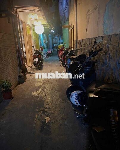 Sang mặt bằng kinh doanh Võ Văn Tần Q3