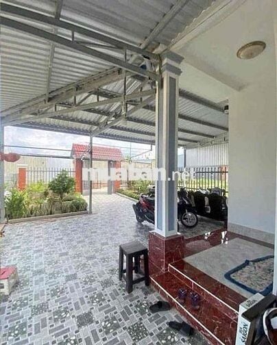 ÔNG BÀ LỚN TUỔI CẦN BÁN GẤP LÔ ĐẤT VƯỜN