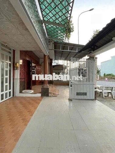 Nhà sân vườn 280m2 KDC Quân Đội