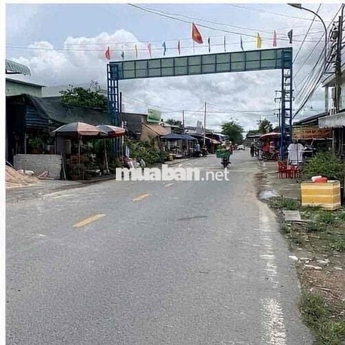 Chủ ký gửi bán lô đất có sẵn hàng rào kiên cố