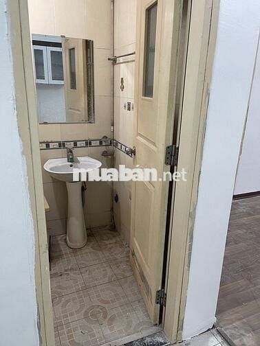 Cho thuê chung cư ct4c xa la HĐ 1 ngủ,1 wc, có thể sửa thành 2 ngủ