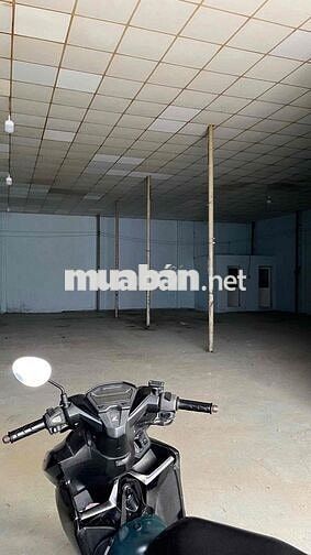 Kho xưởng 350m2 ngay Aeon Tân Phú - đường xe tải lớn thông