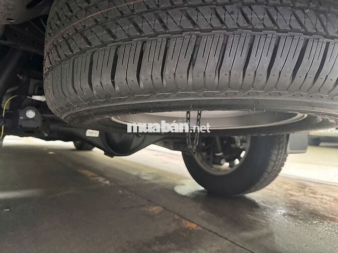 Fortuner 2.7V 4x2 AT 2024  - 2.700 km - Còn Giảm