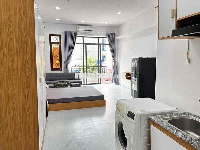 TRỐNG SẴN CĂN STUDIO BAN CÔNG 35M2 CÓ MÁY GIẶT RIÊNG GÀN VẠN HẠNH MALL