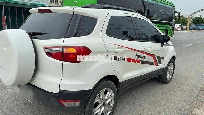 Ford EcoSport 2016 1.5L Titanium AT - 111 km