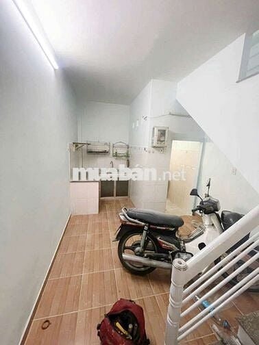 Nhà cho thuê Nguyễn Nhữ Lam - Nguyễn Sơn (1 lửng 1WC) nhà mới ở ngay
