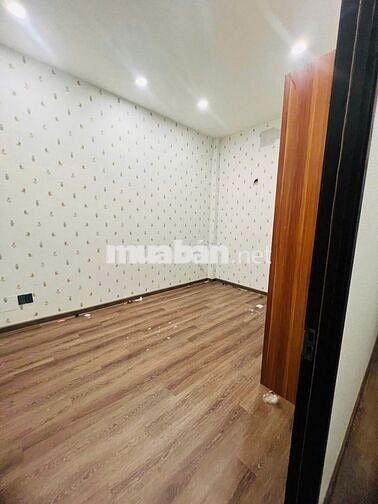 VỊ TRÍ ĐẮC ĐỊA KINH DOANH SẦM UẤT MẶT TIỀN NGUYỄN ĐÌNH CHIỂU , QUẬN 3