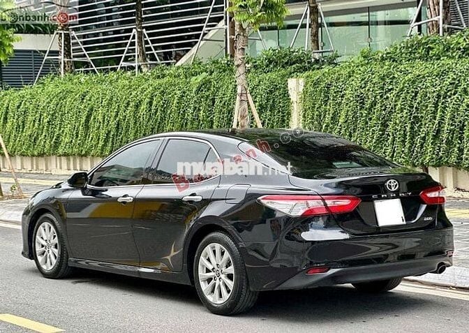 Toyota Camry 2020