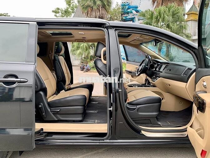Kia Sedona 2018 máy dầu số tự động, bản full