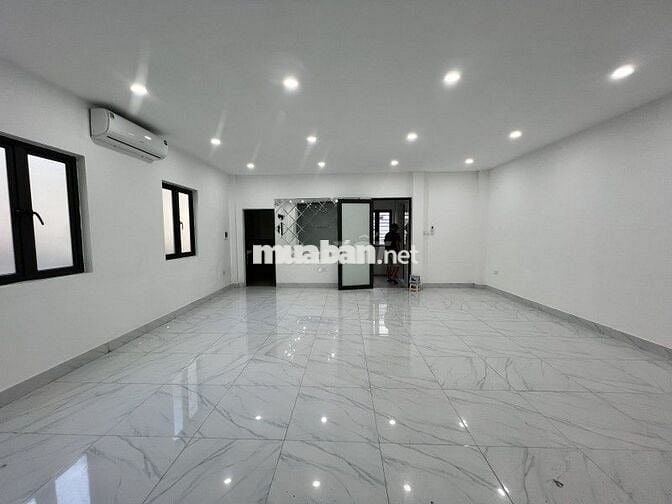 NHÀ MẶT PHỐ TRẦN KHÁT CHÂN HAI BÀ TRƯNG 50M² 6 TẦNG LÔ GÓC GIÁ 21,5 TỶ