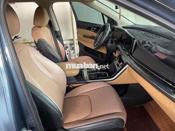Kia Carnival 2022 Premium 2.2D - 104000 km