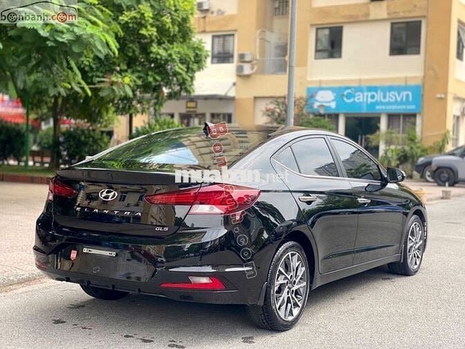 Hyundai Elantra 2020