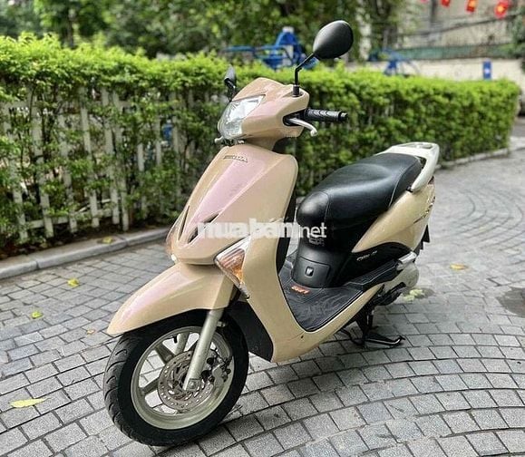 LEAD 110 vàng kem đời chót chét 2013 xe chất lượng