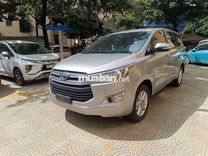 Innova 2.0G 2019 - 15000 km