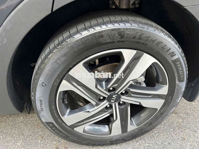 KIA SORENTO 2.2D- 39000 km