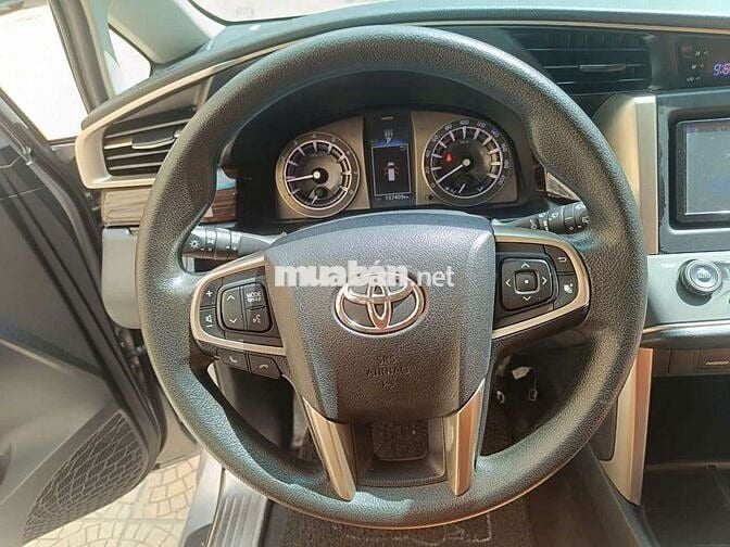Innova 2.0G 2019 - 15000 km
