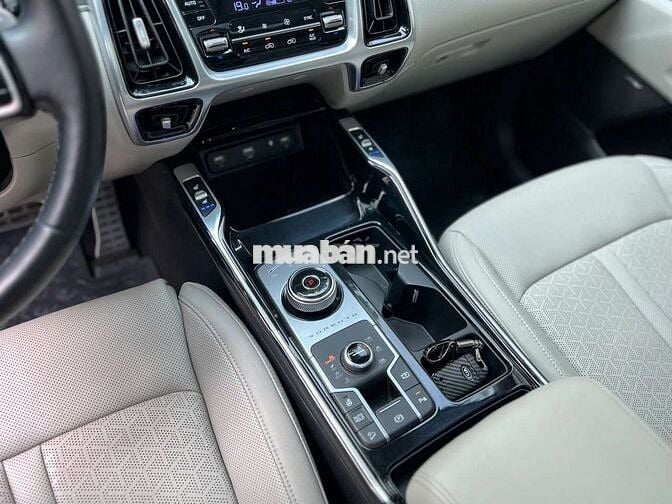 KIA SORENTO 2.2D- 39000 km