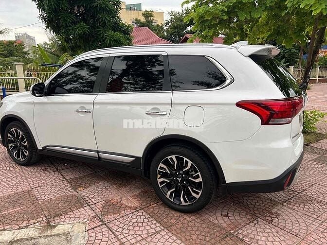 bán xe Outlander 2020 Premium cực chất 1 chủ
