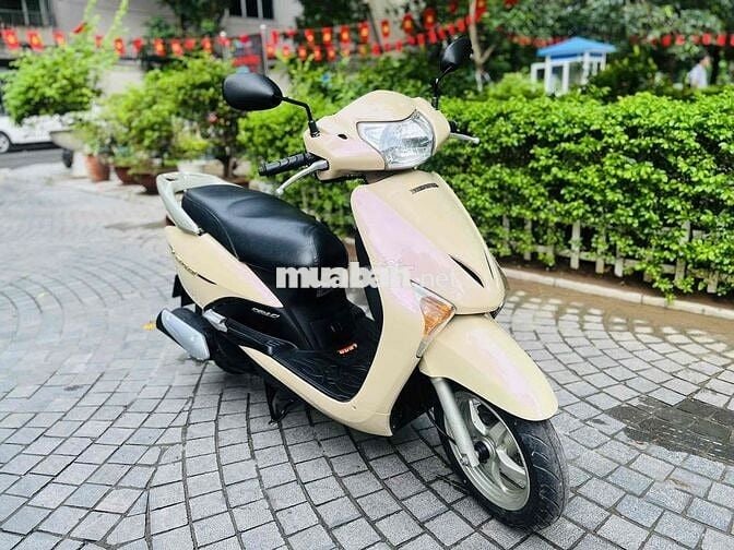 LEAD 110 vàng kem đời chót chét 2013 xe chất lượng