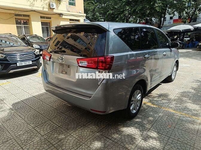Innova 2.0G 2019 - 15000 km
