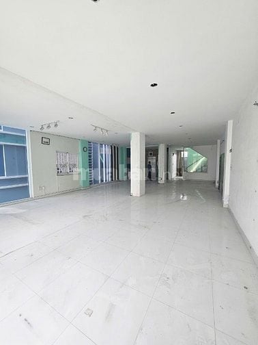 Cho thuê Mbkd 330m2 căn góc MẶT TIỀN Phố THỜI TRANG Nguyễn Trãi