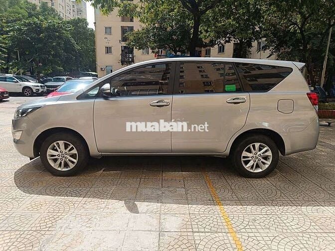 Innova 2.0G 2019 - 15000 km
