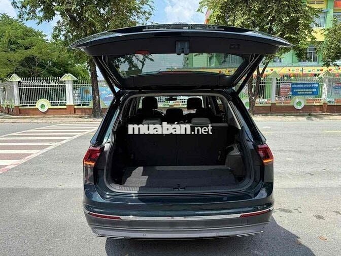 Volkswagen Tiguan 2019 Allspace - 120000 Chuẩn