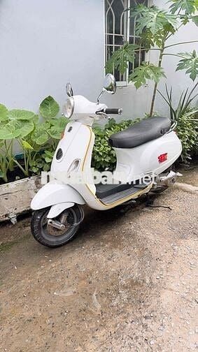 Vespa nhập ý .giấy tờ đầy đủ….xe đẹp