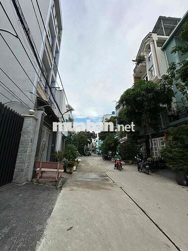 Bán Nhà Nguyễn Sơn, Quận Tân Phú,4m x 12m, 2 tầng, Hẻm Xe Hơi