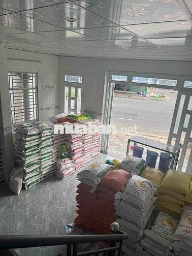nhà 1 Trệt 1 lầu mặt tiền Đ Huỳnh Phan Hộ, QBinh Thuỷ,gần Sân Bay CThơ