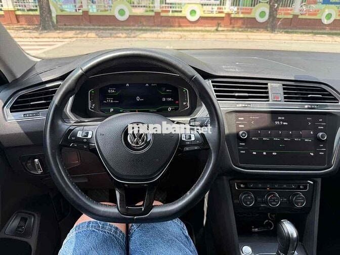 Volkswagen Tiguan 2019 Allspace - 120000 Chuẩn
