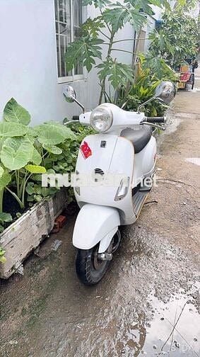 Vespa nhập ý .giấy tờ đầy đủ….xe đẹp
