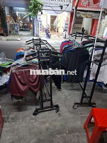 Cho thuê mặt bằng 6tr 1 tháng.ko ở lại.