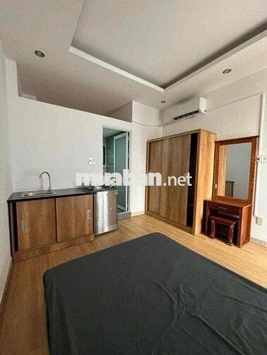 cho thuê phòng giá rẻ cửa sổ thoáng ngay quận 10 gần đại học Văn Hiến
