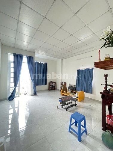 Nhà Trung Tâm Phước Kiển, 03 Tầng, DT 5x22m