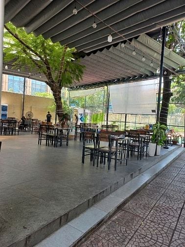 cho thuê mặt bằng kinh doanh đường út tịch ba trăm mét vuông