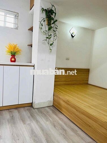 Bán CCMN 1ngủ 1gác xép Thoáng Đẹp - Ngõ 72 Nguyễn Trãi Sau Royal City