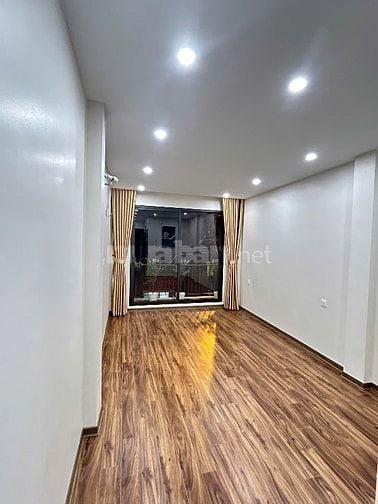 Nhà chính chủ 100% mặt phố Hoa Bằng có hè , xây mới 2025 ô tô 2 chiều 