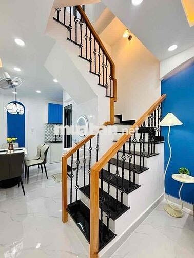Bán nhà Đường Số 7, 24m2, 2 Tầng, 2PN, kế bên Citylands ,nhà mặt tiền