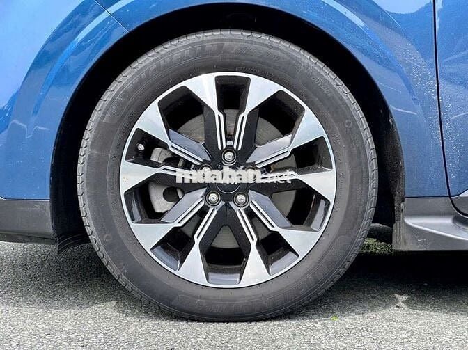 Kia carnival 2.2D premium 8S - 39000 km