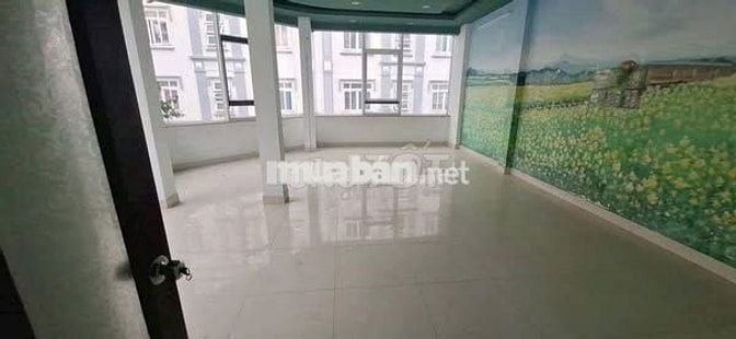 GÓC 2MT NGANG 7M NGAY CHỢ HOÀNG HOA THÁM